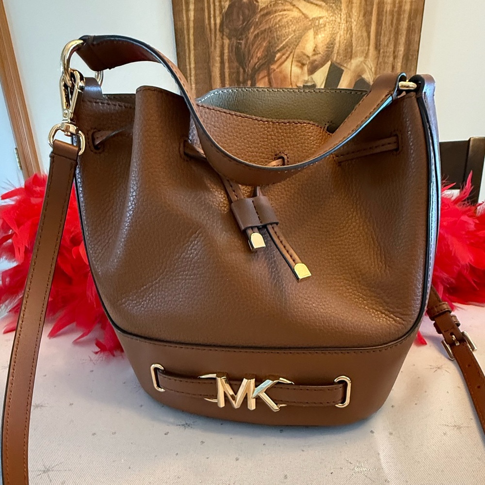 Michael Kors Tan Bucket Bag with Gold Accents